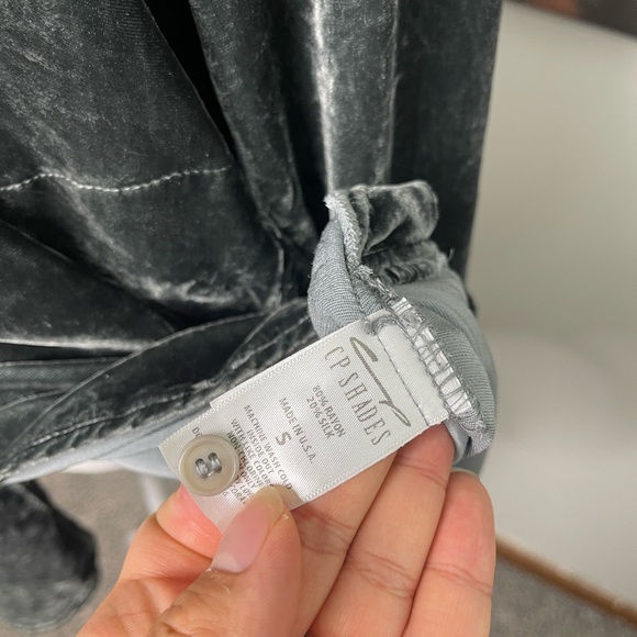 CP shades Gray Velour Soft Button front Longline Blouse Sz Small Made in USA - Picture 8 of 9